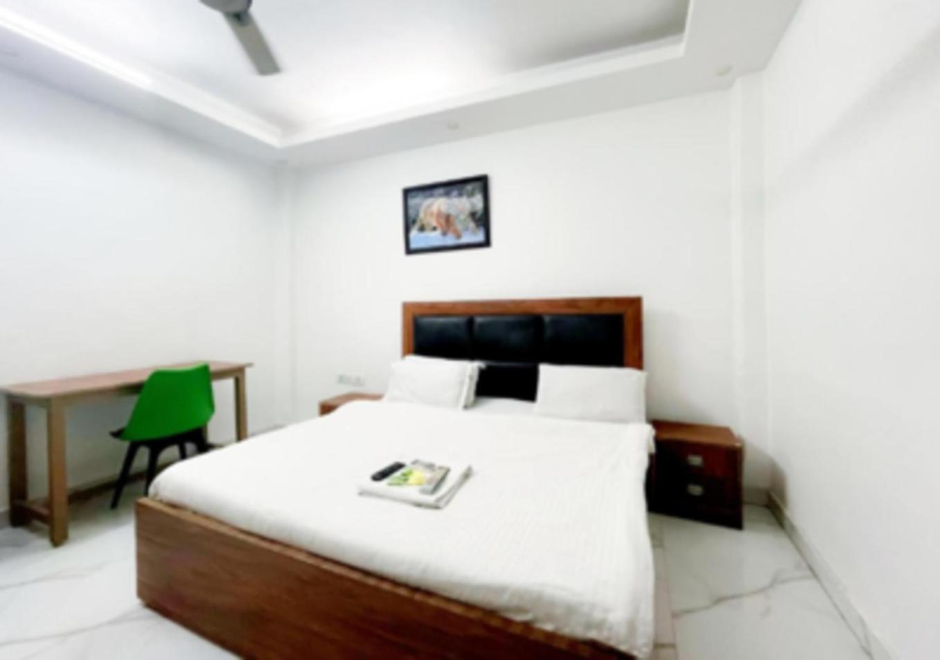 Kerala Home-5Mint From Hazrat Nizammudin Railway Station New Delhi Extérieur photo